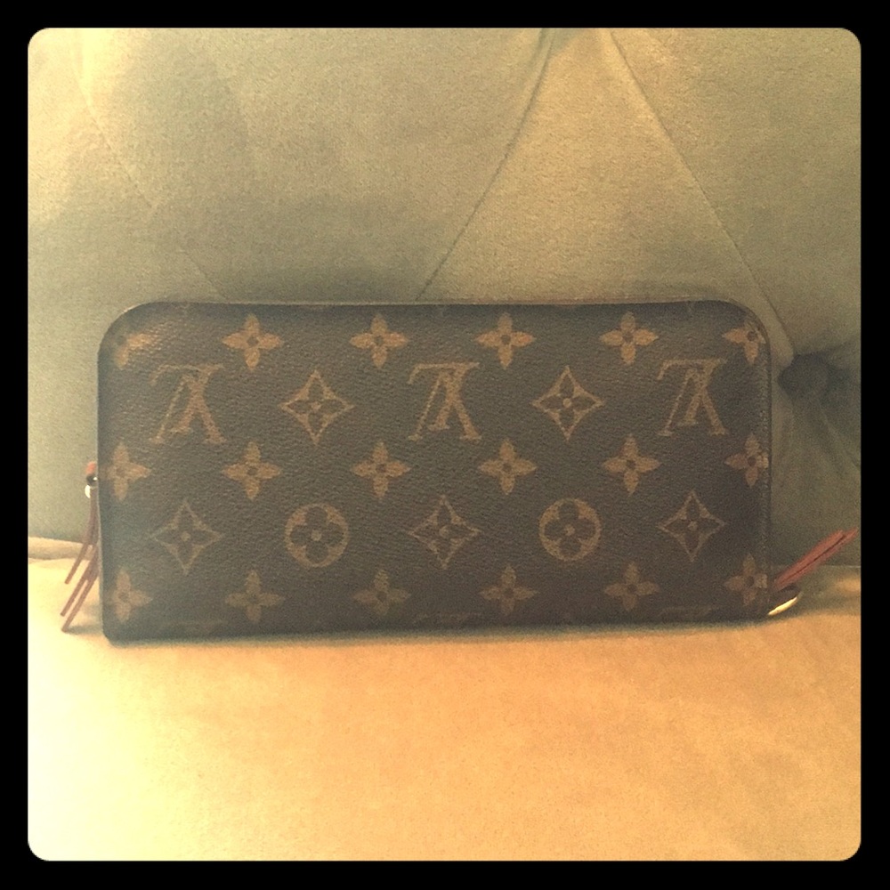 Louis Vuitton insolite wallet used